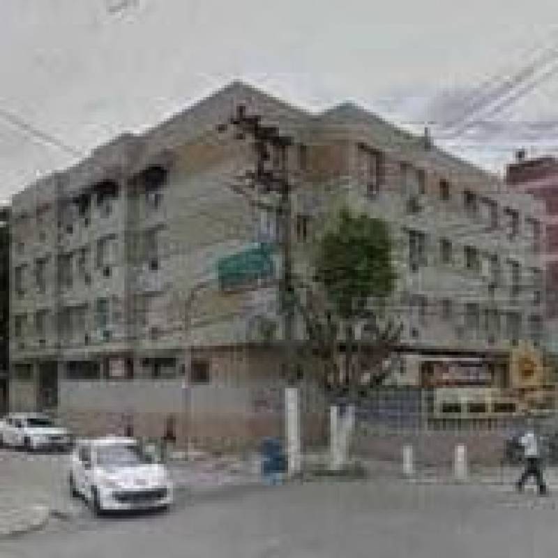 Apartamento no centro de nova Iguaçu - perto de tudo - água inclusa