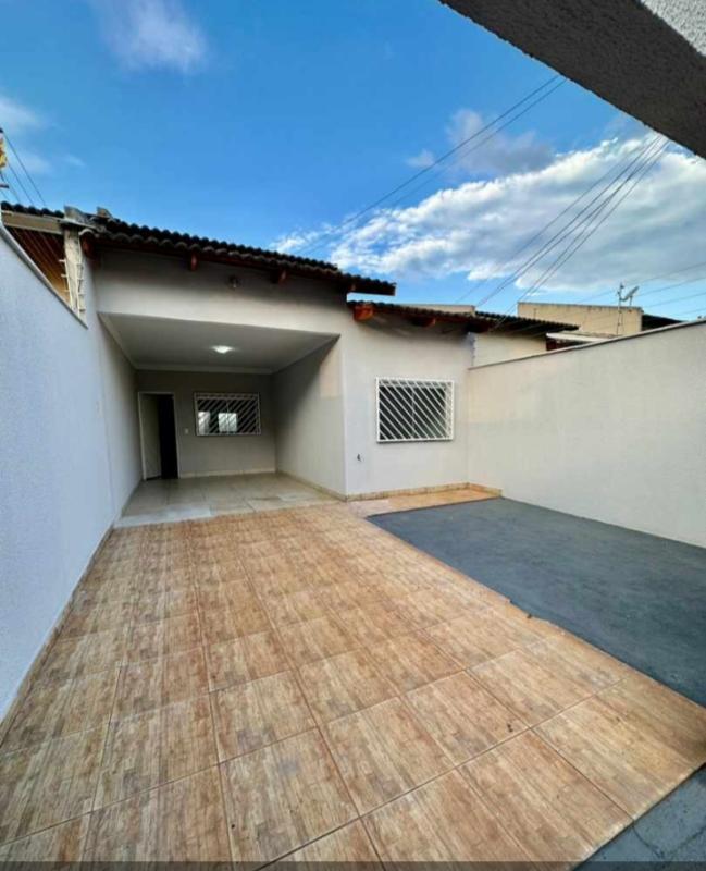 Casa à Venda