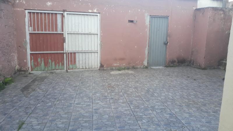 Oportunidade 2 casas próximo a Estação Brás Cubas