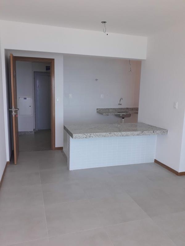 Apartamento 2/4, Suite, Varanda, Garagem, Lazer, Novo, Ótima Localização.