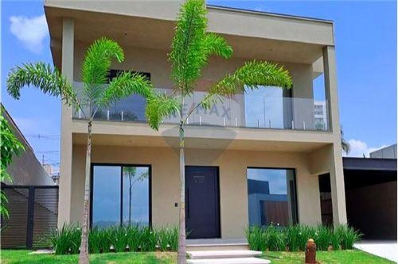 Casa Nova a Venda com 400m² no Cond Monte Carlo - Urbanova - SJC