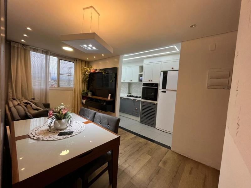 Lindo Apartamento 02 Dormitórios - Gran Reserva - Jardim Íris