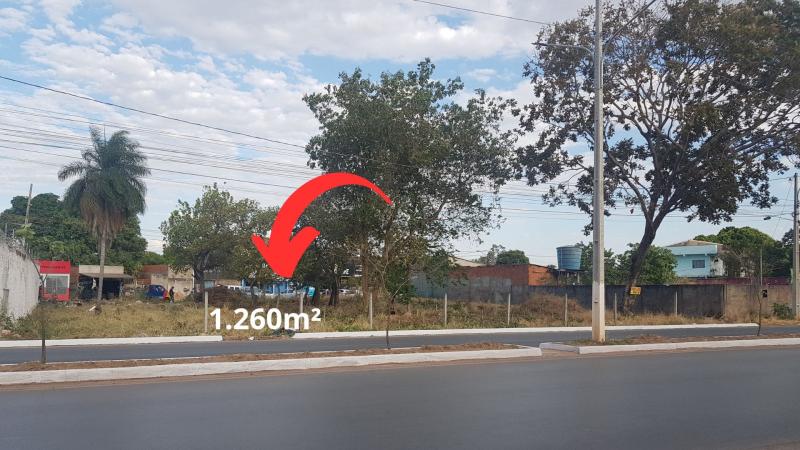 Vende-se Terreno de 1.260m² no Pedra 90