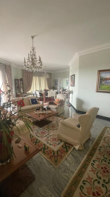 APARTAMENTO ALTO PADRÃO - 399,63 m²  4 suítes - mobiliado - Edifício CISA - Indaiatuba/SP