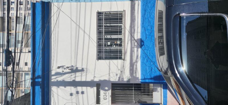 Casa 3 dormitórios próximo ao metrô Bresser 