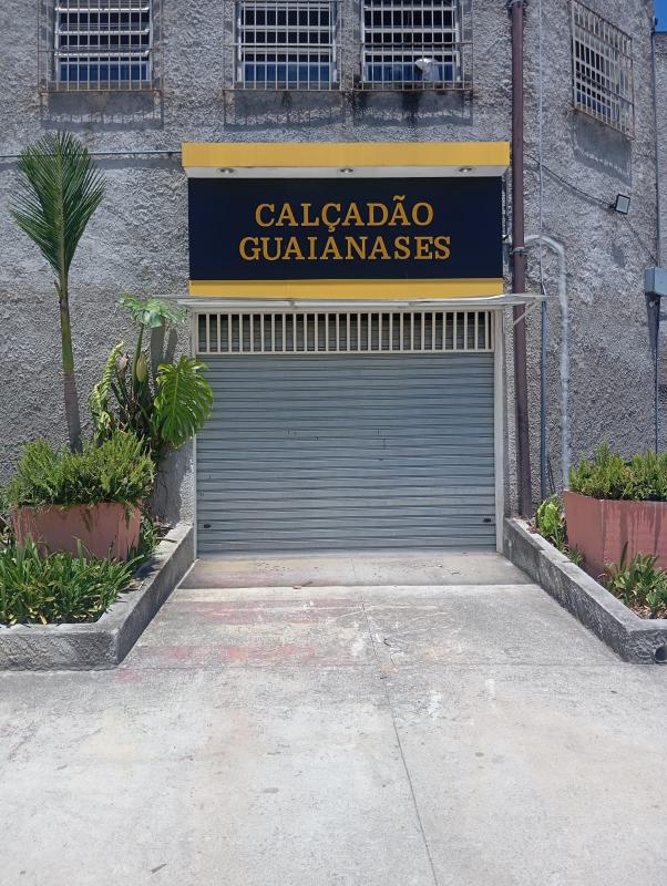 Salão comercial para Locação em Guaianases 407m com estacionamento