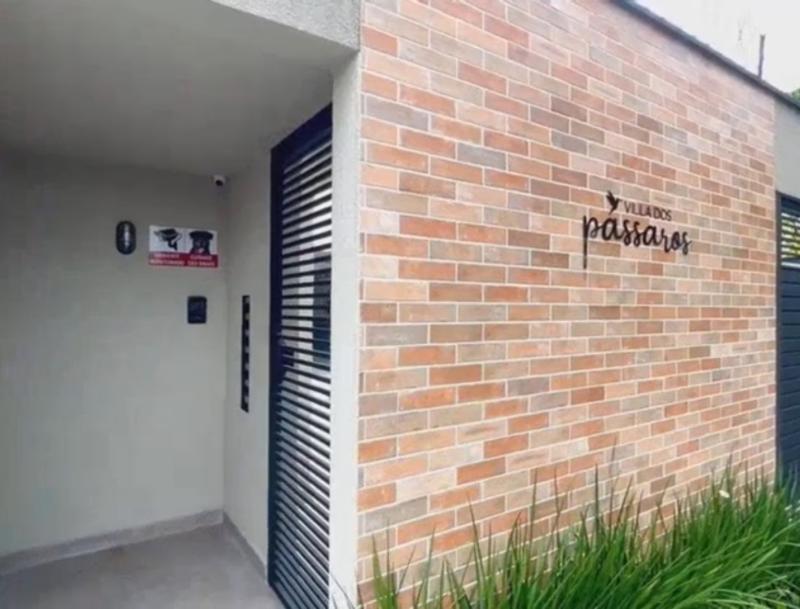 Casa Condomínio Ayrosa 