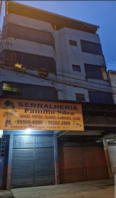 Vendo Prédio de 3 andares e 2 lojas alugadas