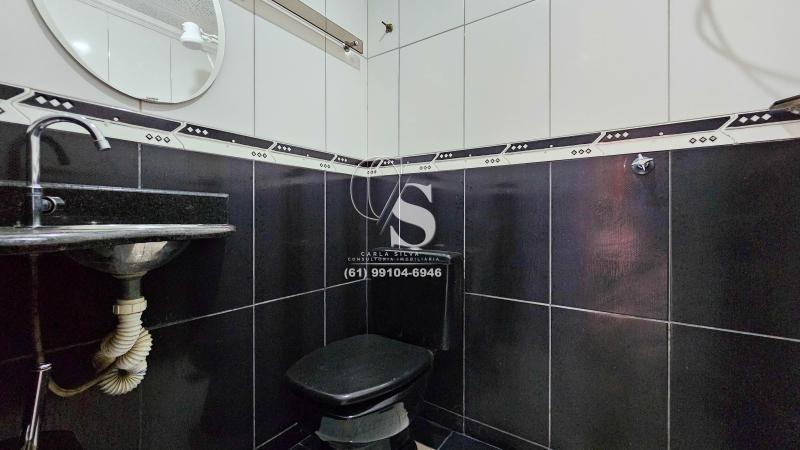 APARTAMENTO REFORMADO DE 2 QUARTOS NO GUARÁ 1
