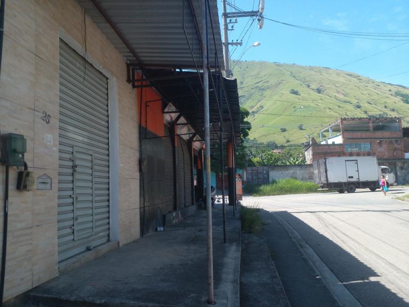LOJA - Estrada de Madureira, Nova Iguaçu/RJ