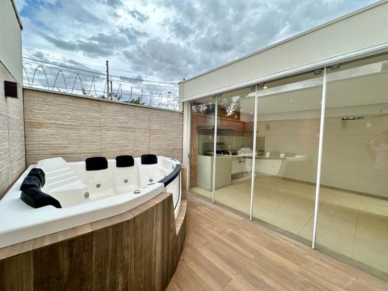 Sobrado Village Imperial, 3 dormitórios, varanda gourmet e climatizado