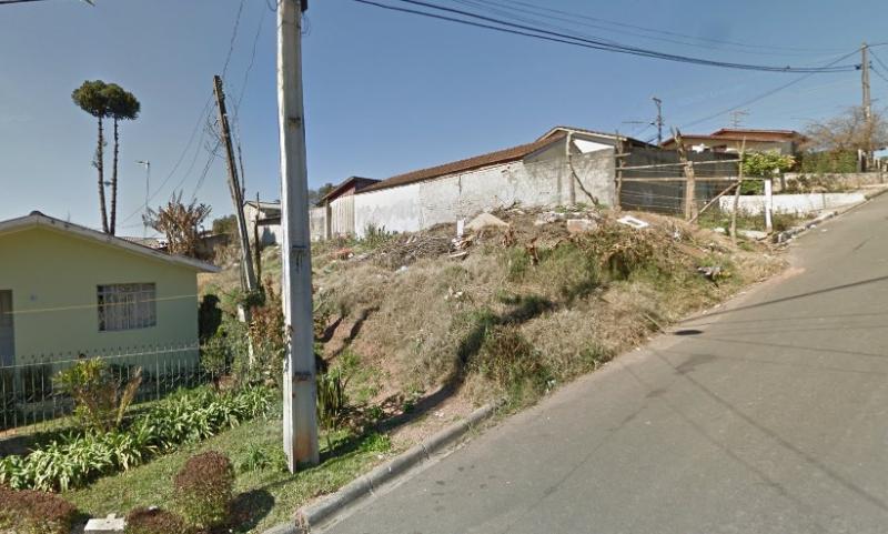 Vendo terreno urbano com 360m² em Colombo