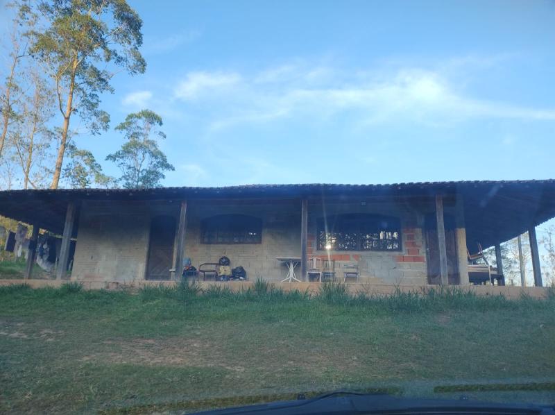 CHÁCARA DE 7.400 M²  COM CASA AVARANDADA  MOGI-BERTIOGA