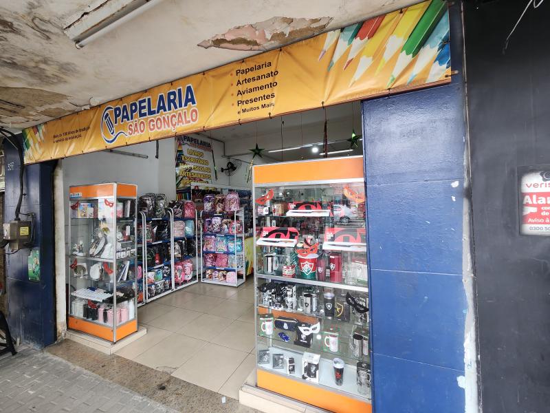 LOJA NO CENTRO DE SÃO GONÇALO ao lado do Partage Shoping