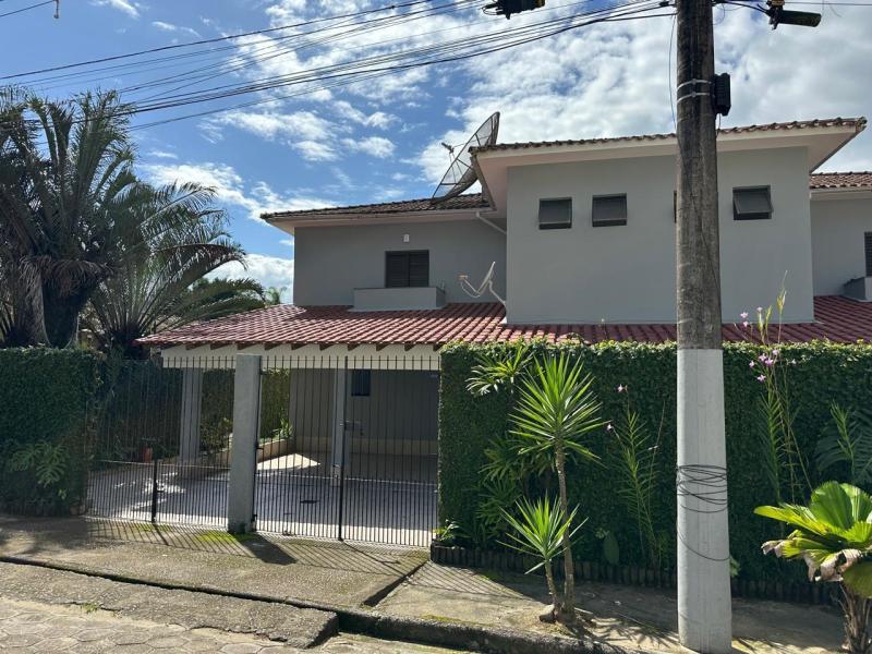VENDE SE APTO 3 DORMITÓRIOS 