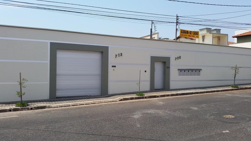 Casas no Santa Mônica (na antiga rua 19)