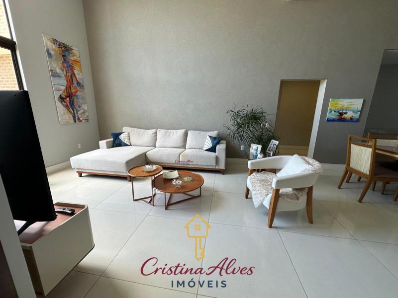 Casa em condomínio 