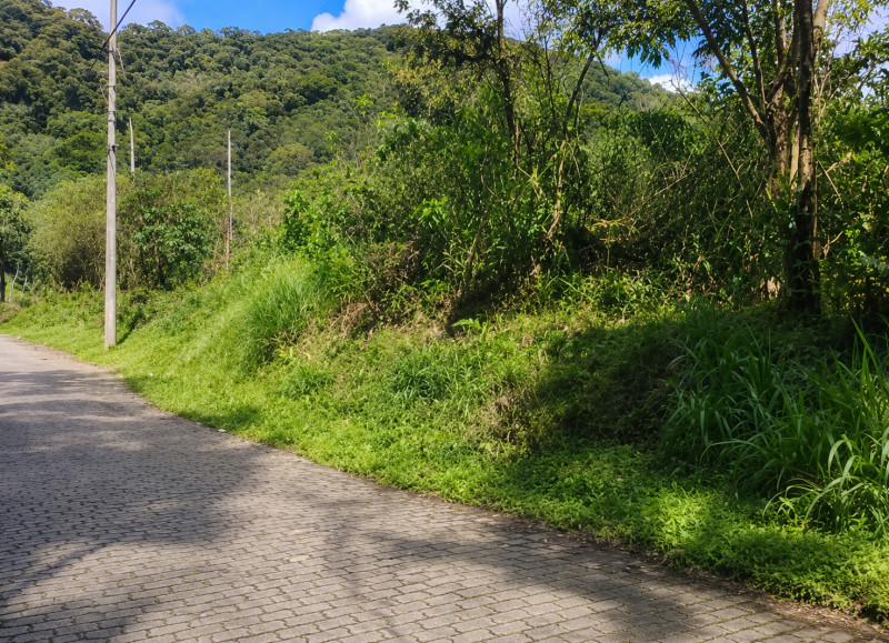 LOTES À VENDA — CREMERIE | PETRÓPOLIS/RJ