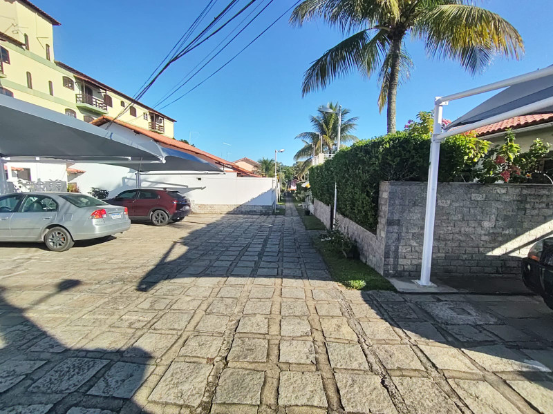 CASA DE 3 QUARTOS E 1 SUITE EM CONDOMÍNIO PERTO DA PRAIA DE ITAUNA - SAQUAREMA