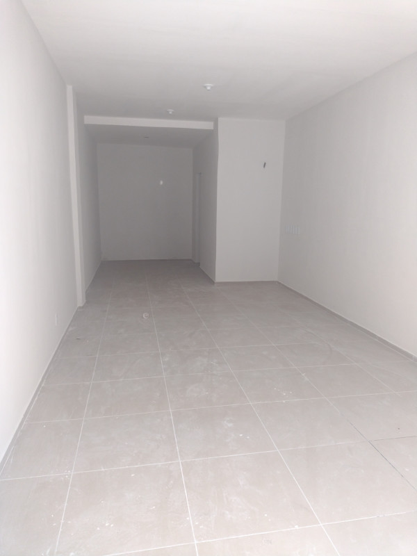 Loja para Alugar no Centro de Fortaleza – Rua Pedro Pereira, 686 | 35 m² | Centro Comercial Tropical
