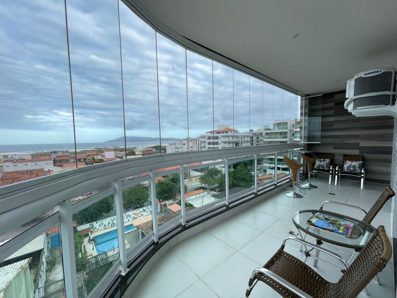 Cobertura à Venda em Cabo Frio/RJ Bairro Braga – 3 suítes