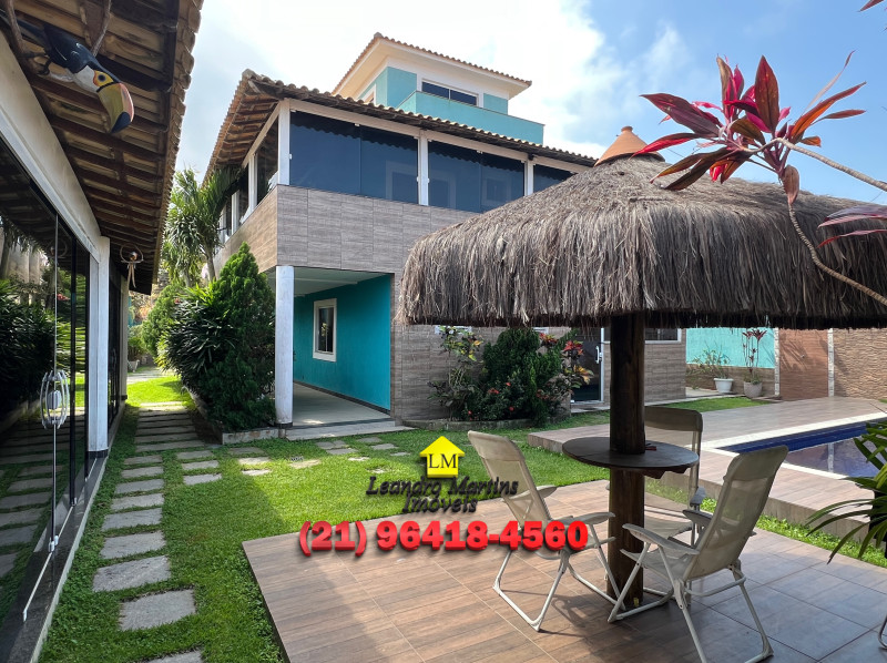 ITAIPUAÇU - CASA COM VISTA MAR + LOJA EM ÁREA NOBRE - 1 QUADRA DA PRAIA
