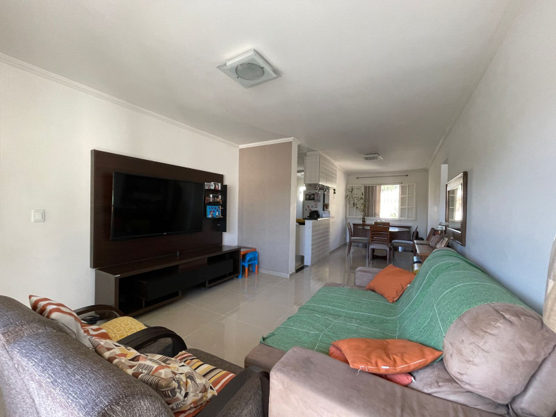 Apartamento à Venda em Cabo Frio/RJ bairro Ogiva - 2 quartos
