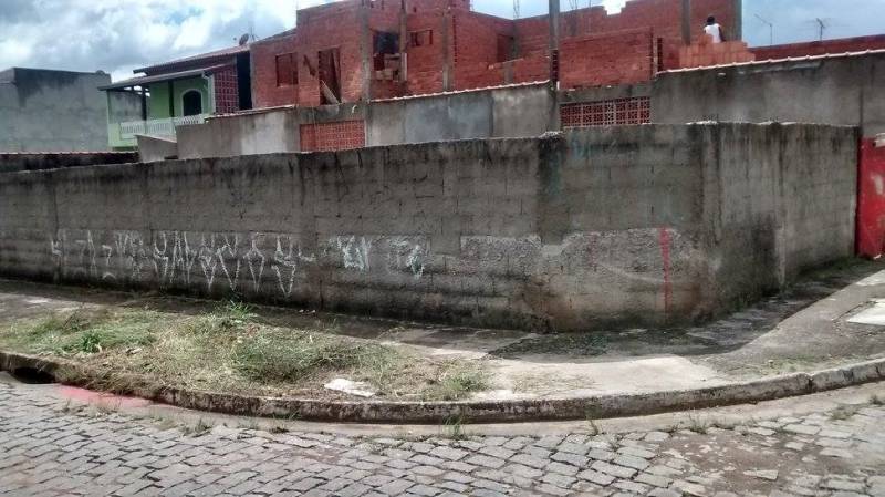 Terreno/LOTE 260m² - esquina