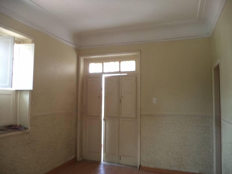 Amplo apartamento de 3 quartos com varandas