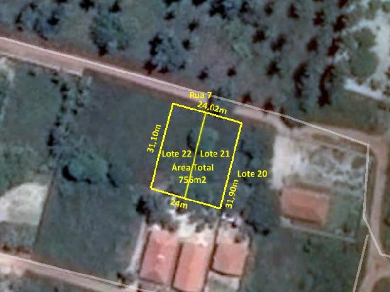 Terreno construtível, 756m2, com poço.