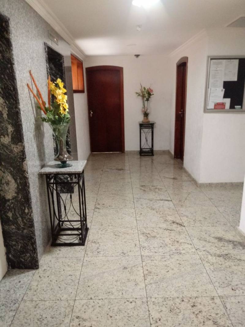 Vendo apto 2 dorms na Divisa São paulo - Diadema