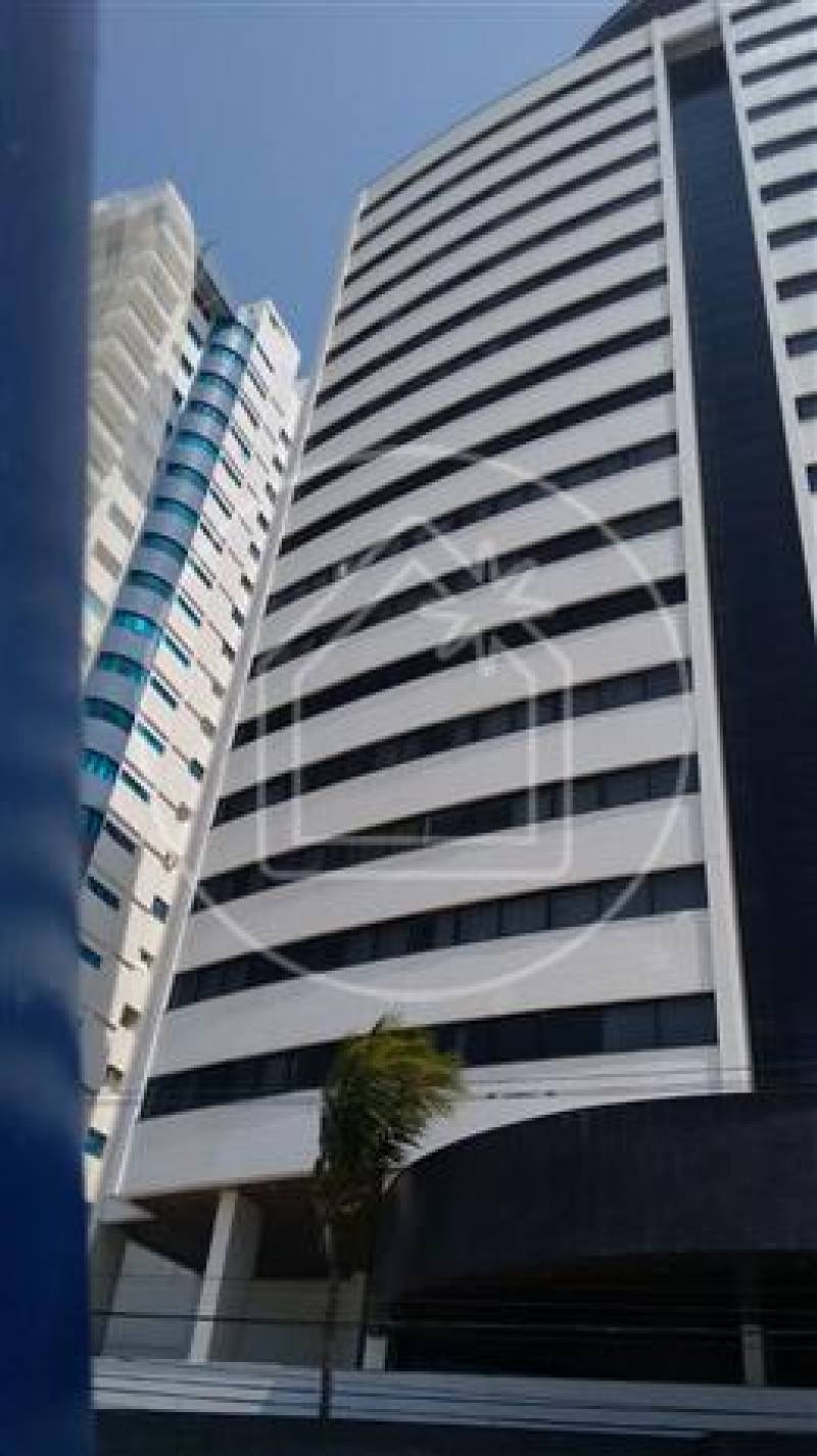 Lindo apartamento à beira mar
