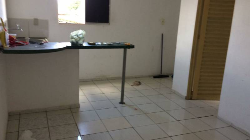 kitnet em ótima localização perto de supermercado e faculdades