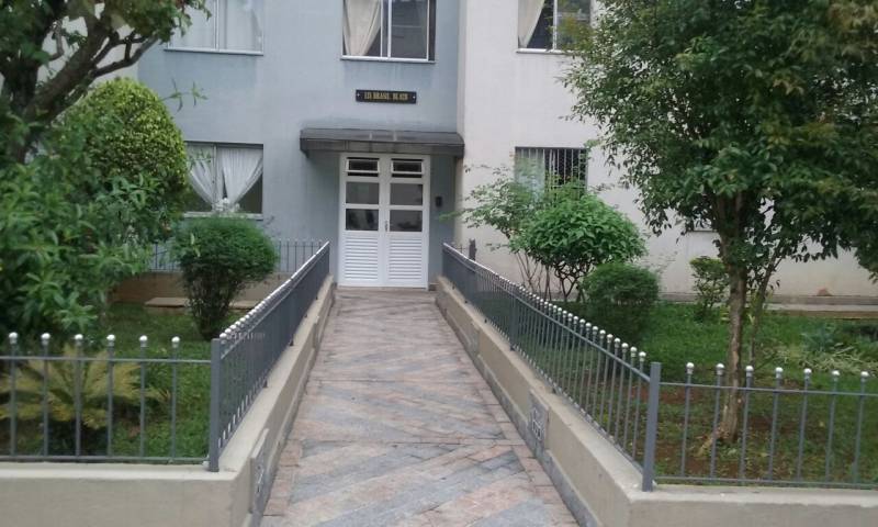 Apartamento do lado do trem
