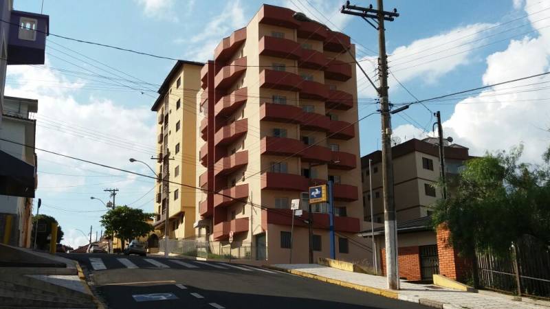 Apto Centro de Serra Negra - SP