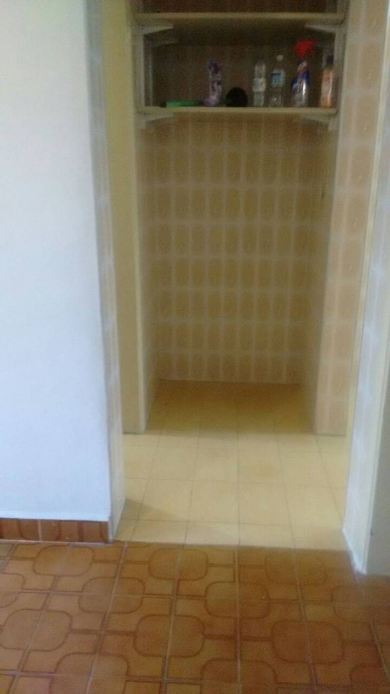 Apartamento - Boqueirao - 250m da Praia - 1 quarto, 1 sala, 1 cozinha e 1 banheiro