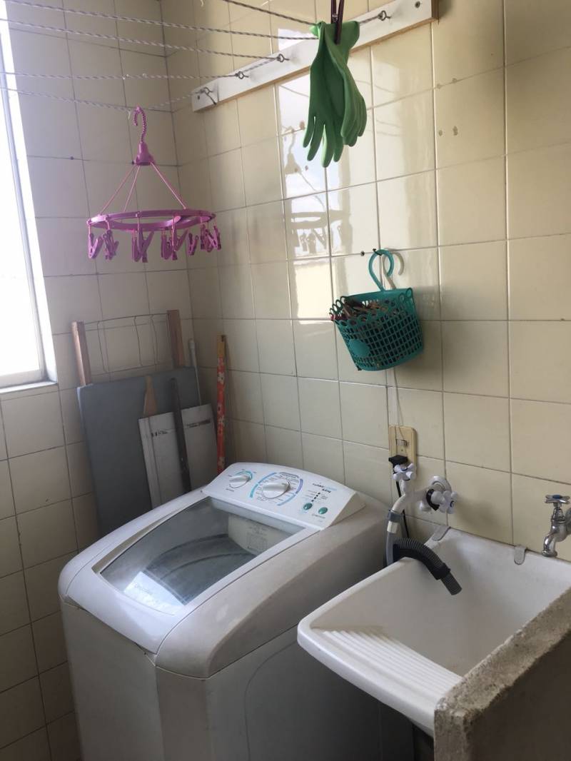 ÓTIMO Apartamento na Vila Carmozina ( Itaquera, Z/L) 