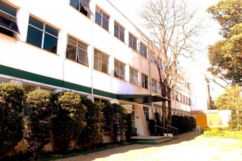 PRÉDIO COMERCIAL PARA LOCAÇÃO