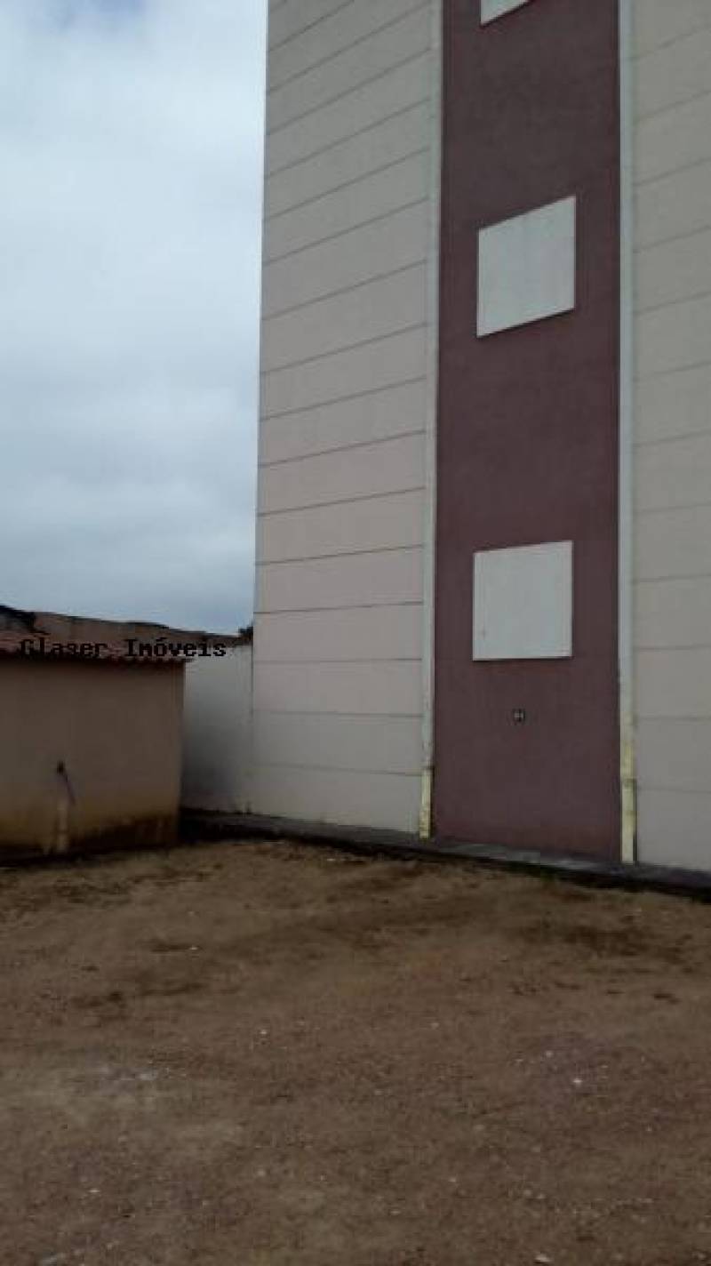 Apartamento usado em São José dos Pinhais