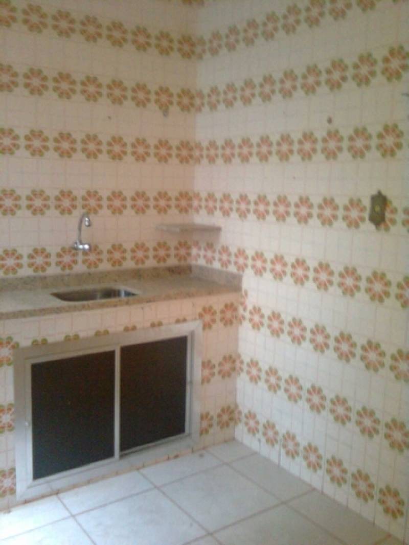 Apartamento térreo com vaga no bairro 25 de Agosto