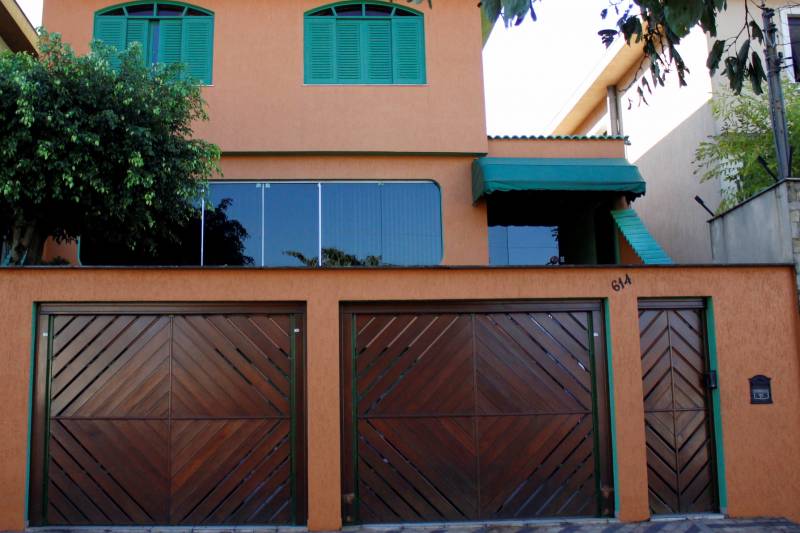 Lindo Sobrado Triplex