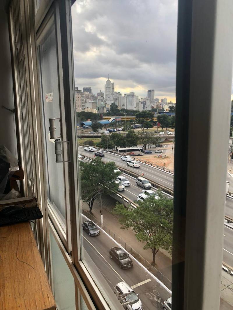 Sala Comercial - Bem Localizada