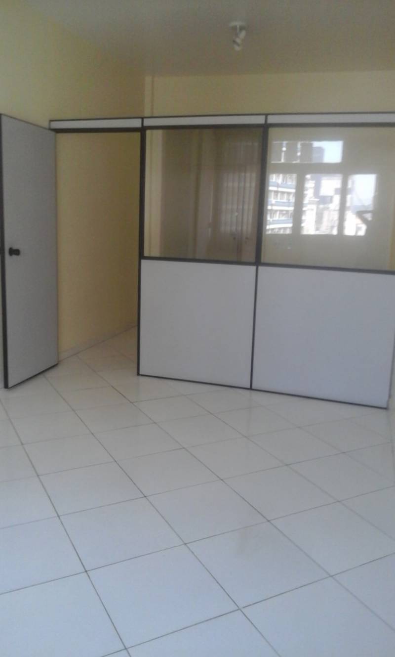 Sala comercial de 30 netros