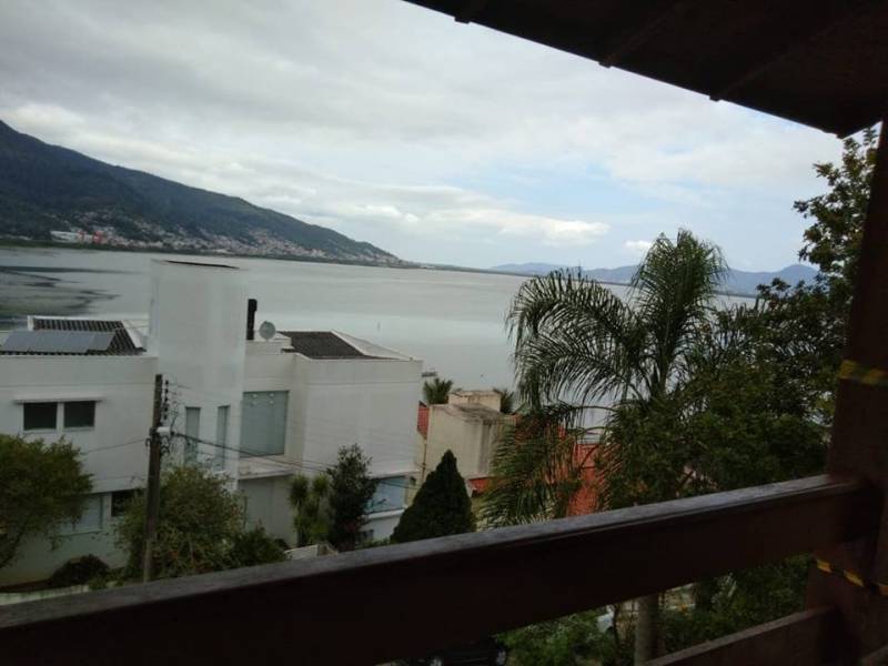 Alugo suíte com vista para o mar( POR DIA ) 