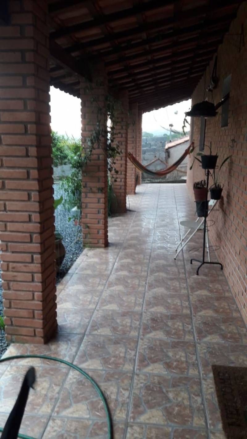 Linda Chácara 1.200 m² à 5 minutos da Rota do Vinho em São Roque / Fazenda Angolana