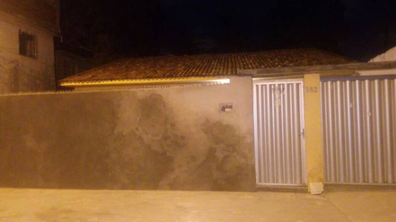 Vendo casa em candeias