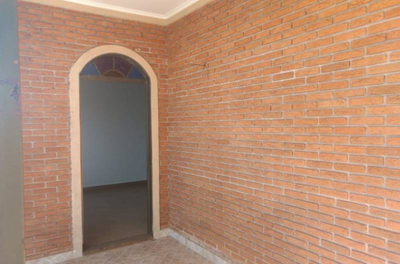 VENDO CASA EM RIBEIRÃO PRETO 