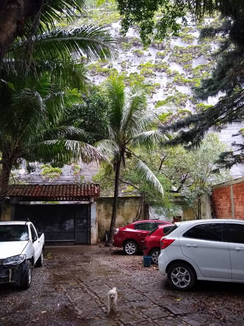 Imóvel a preço de terreno