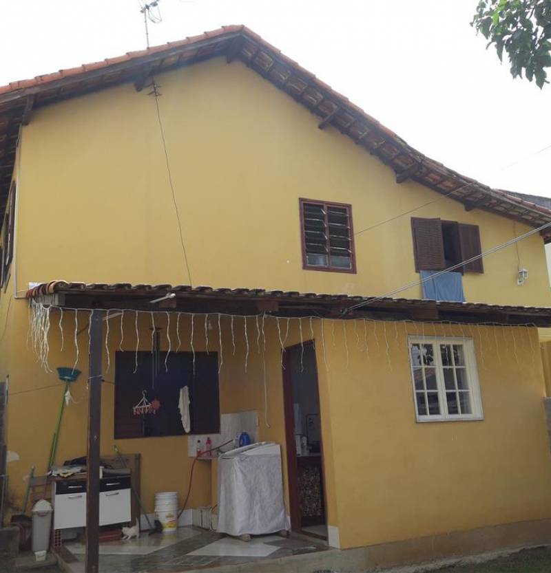 Casa no centro do Formigueiro Penedo Rj