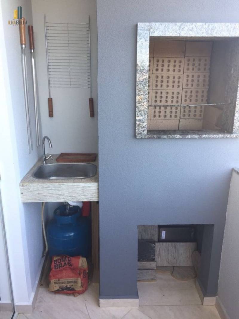 Apartamento 2 Dormitórios mobiliado nos Ingleses